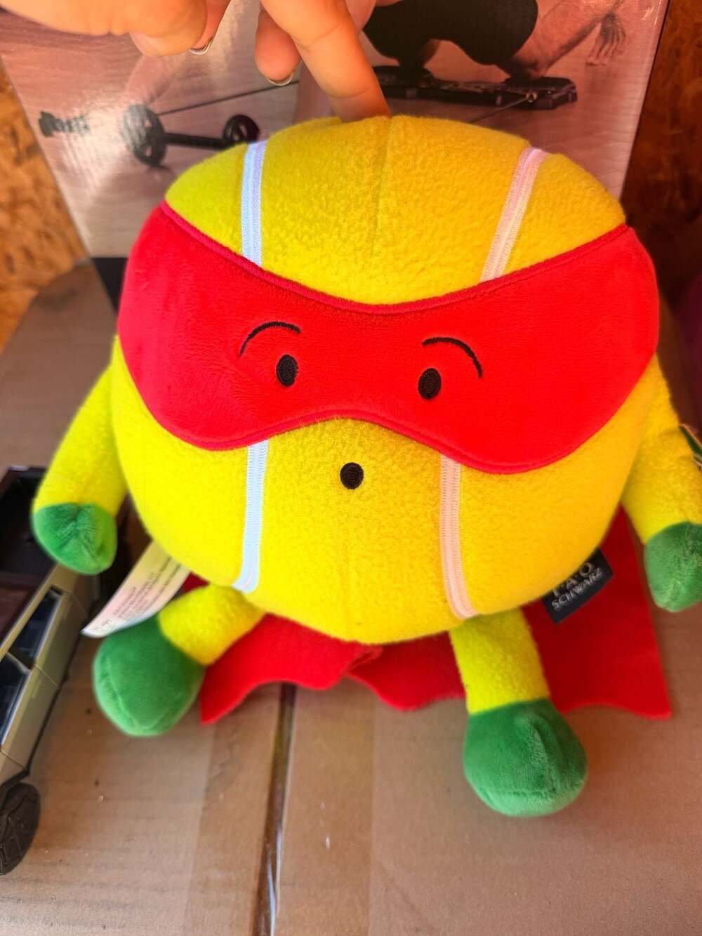 FAO Schwarz Heroes of the Game 7.5" tennis  Plush : ,